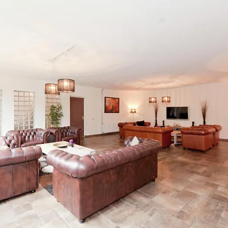 Modern Holiday In Rohl With Private Pool